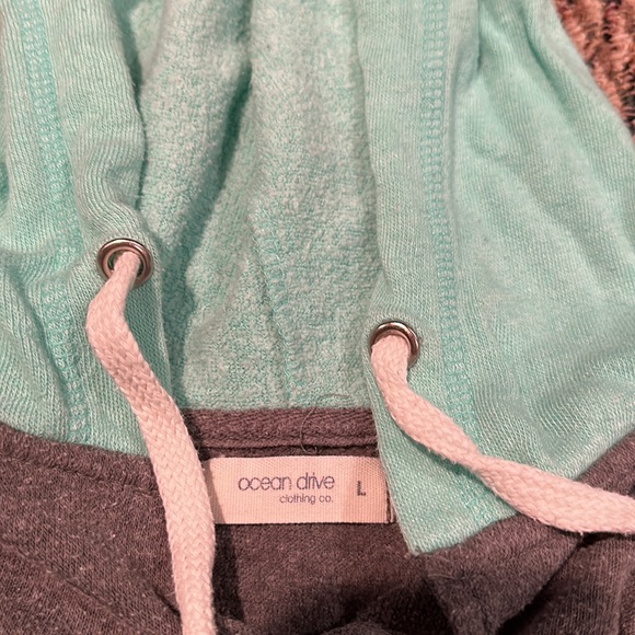 Ocean Drive Hoodie Pullover - Picture 3 of 3